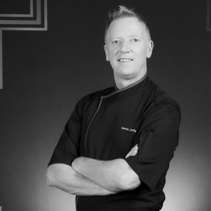 LONDON THEMED CHOCOLATE SHOWPIECE BY MARTIN CHIFFERS