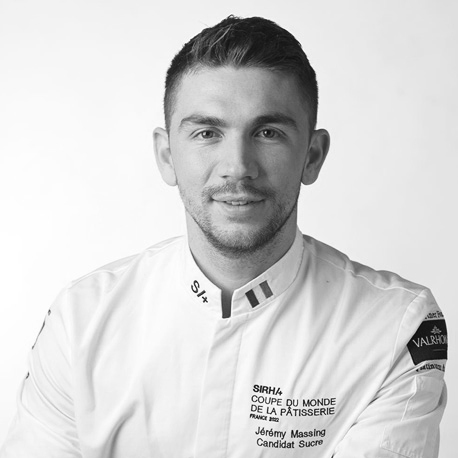 CHRISTMAS PASTRY BY JEREMY MASSING